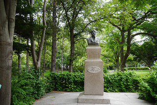 14973717196_5c16bc7e52_n.jpg