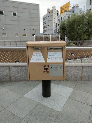 52895316582_476200e386_w.jpg